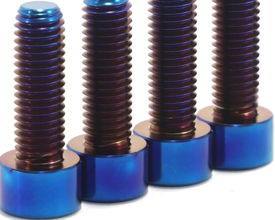 Pinch bolts titanium